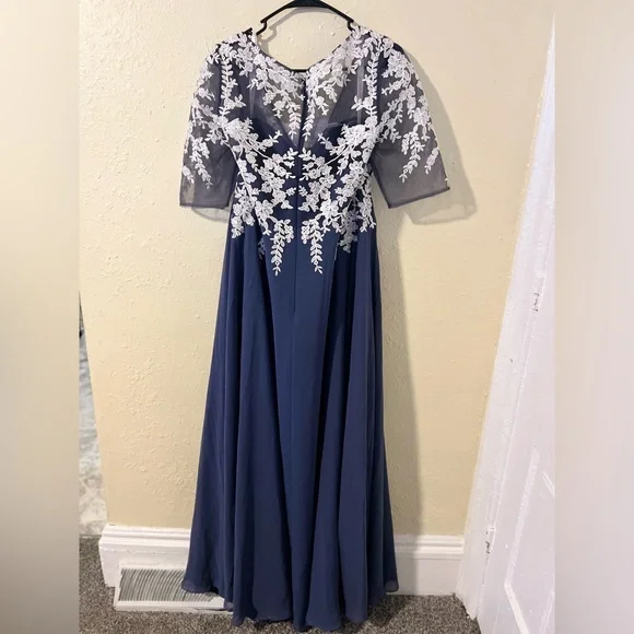 JJs House A-line V-Neck Floor-Length Lace Chiffon Evening Dress